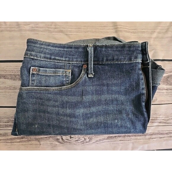 Vintage America Blues Denim Bermuda Shorts Distressed 16/33 Very Comfortable - Picture 6 of 8